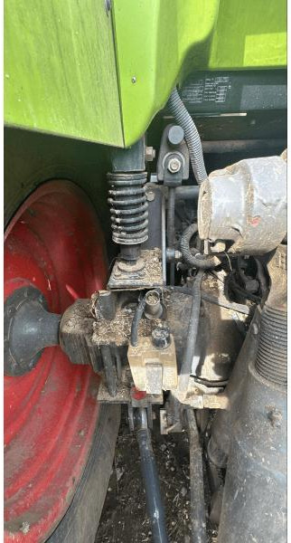 CLAAS ARION640 - Трактор: слика 3 CLAAS ARION640 - Трактор: слика 3