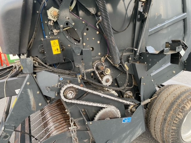 DEUTZ VARIMASTER 685 - Балирка за тркалезни бали: слика 4 DEUTZ VARIMASTER 685 - Балирка за тркалезни бали: слика 4