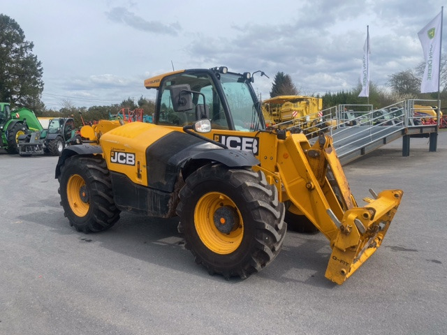 JCB 536-70 AGRISUPER - Телескопски ракувач: слика 3 JCB 536-70 AGRISUPER - Телескопски ракувач: слика 3