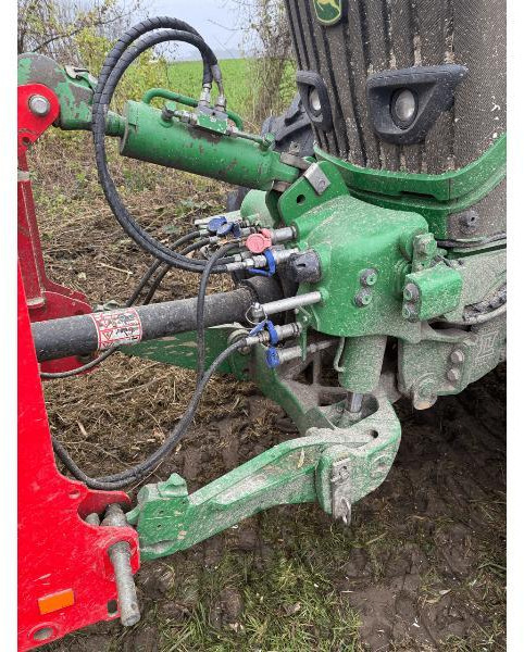 JOHN DEERE 6R195 - Трактор: слика 4 JOHN DEERE 6R195 - Трактор: слика 4