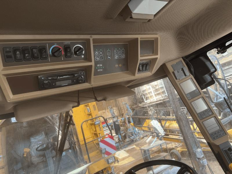 JOHN DEERE 7400 4RM - Комбајн за сточна храна: слика 3 JOHN DEERE 7400 4RM - Комбајн за сточна храна: слика 3
