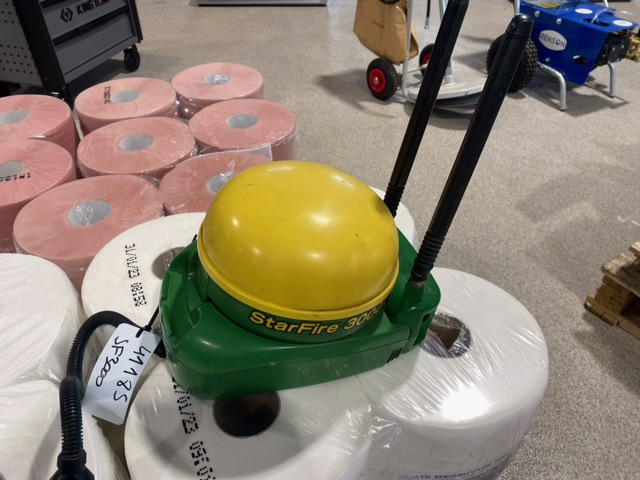 JOHN DEERE SF3000 - Систем за навигација за Земјоделска машина: слика 1 JOHN DEERE SF3000 - Систем за навигација за Земјоделска машина: слика 1