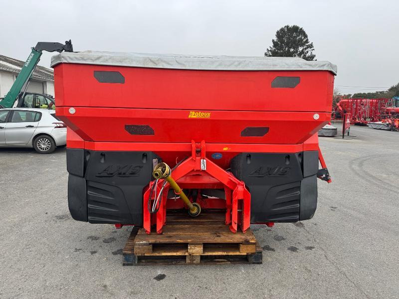 KUHN AXIS50.1W - Распрскувач на вештачко ѓубриво: слика 2 KUHN AXIS50.1W - Распрскувач на вештачко ѓубриво: слика 2