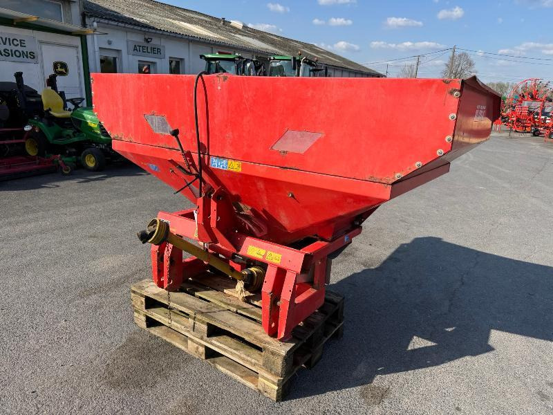 KUHN MDS732 - Распрскувач на вештачко ѓубриво: слика 1 KUHN MDS732 - Распрскувач на вештачко ѓубриво: слика 1