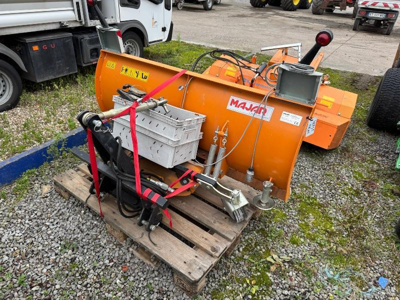 MAJAR LNAV150 - Плуг за чистење снег: слика 1 MAJAR LNAV150 - Плуг за чистење снег: слика 1