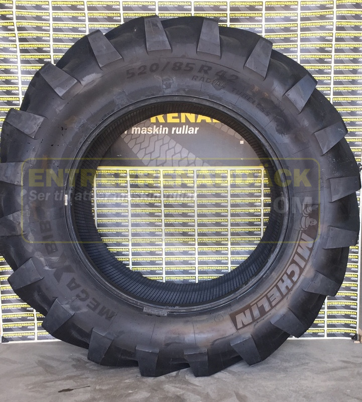 520/85R42 TL 157A8 Michelin MegaXbib for tractor and harvesters. - Гума за Машина за жнеење: слика 3 520/85R42 TL 157A8 Michelin MegaXbib for tractor and harvesters. - Гума за Машина за жнеење: слика 3