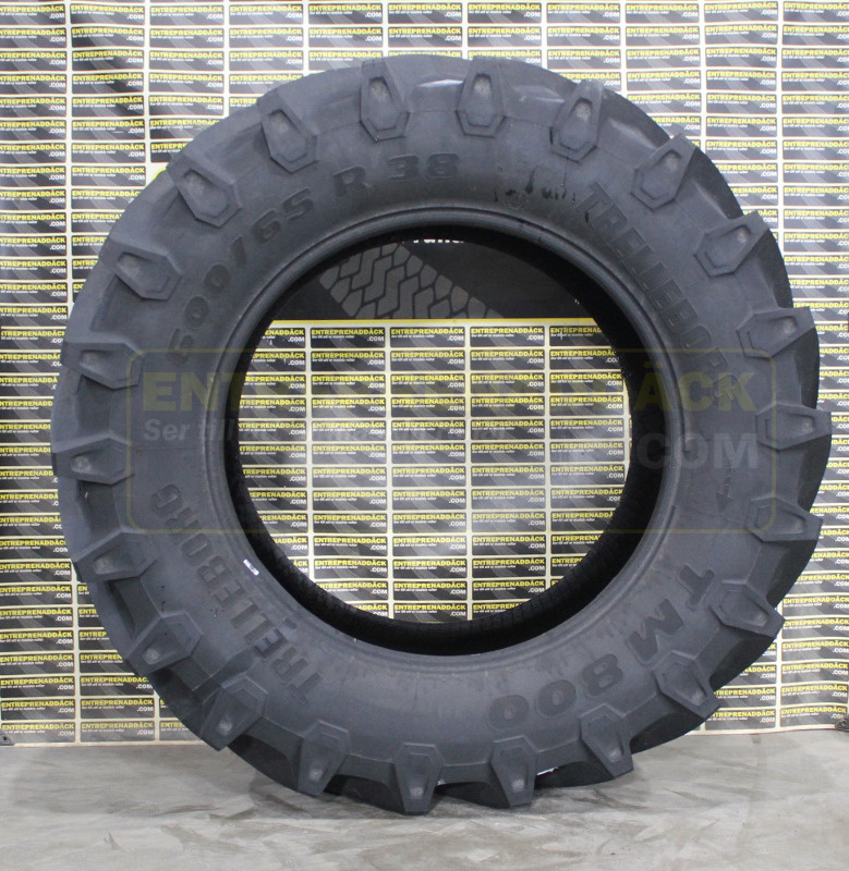 Trelleborg TM 800 600/65R38: Radial Tires for Modern Agricultural Tractors - Гума за Трактор: слика 4 Trelleborg TM 800 600/65R38: Radial Tires for Modern Agricultural Tractors - Гума за Трактор: слика 4