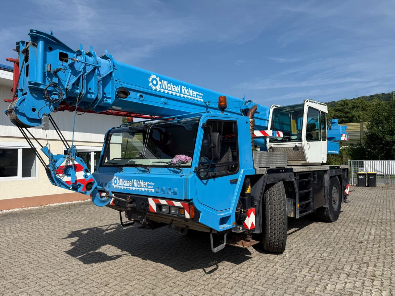 Faun ATF 30-2 30 ton - Камион со кран: слика 1 Faun ATF 30-2 30 ton - Камион со кран: слика 1
