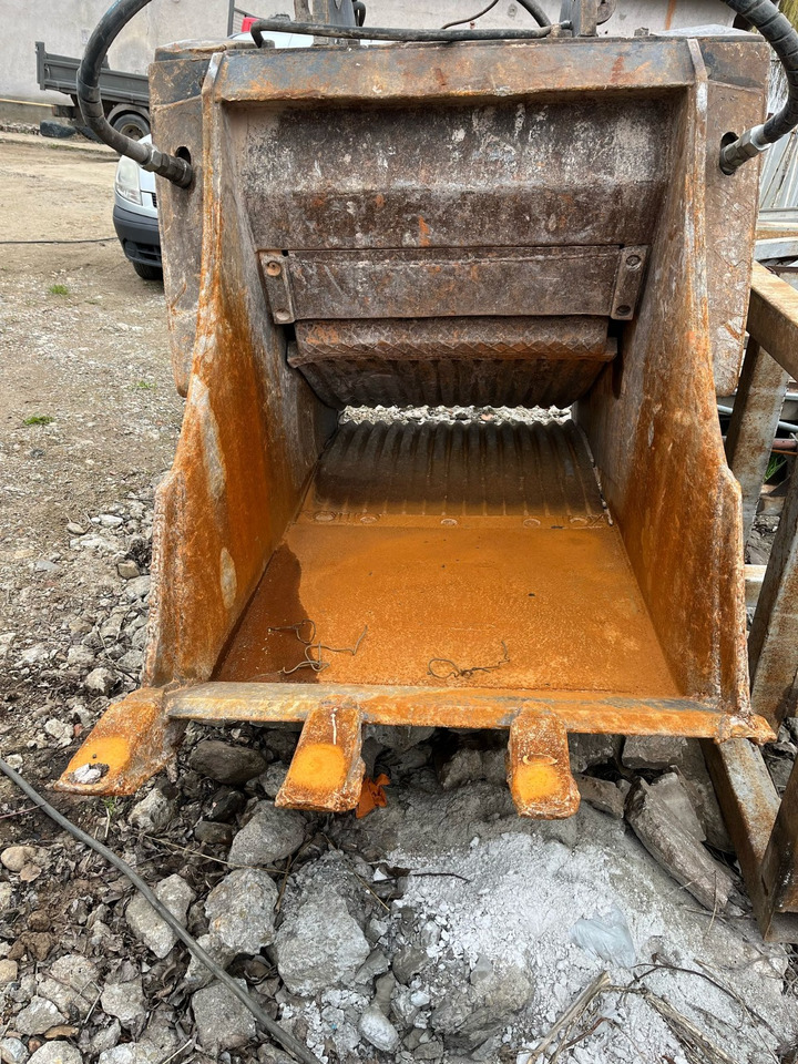 BM BF 90.3 Crusher bucket - Корпа за Градежна машина: слика 1 BM BF 90.3 Crusher bucket - Корпа за Градежна машина: слика 1