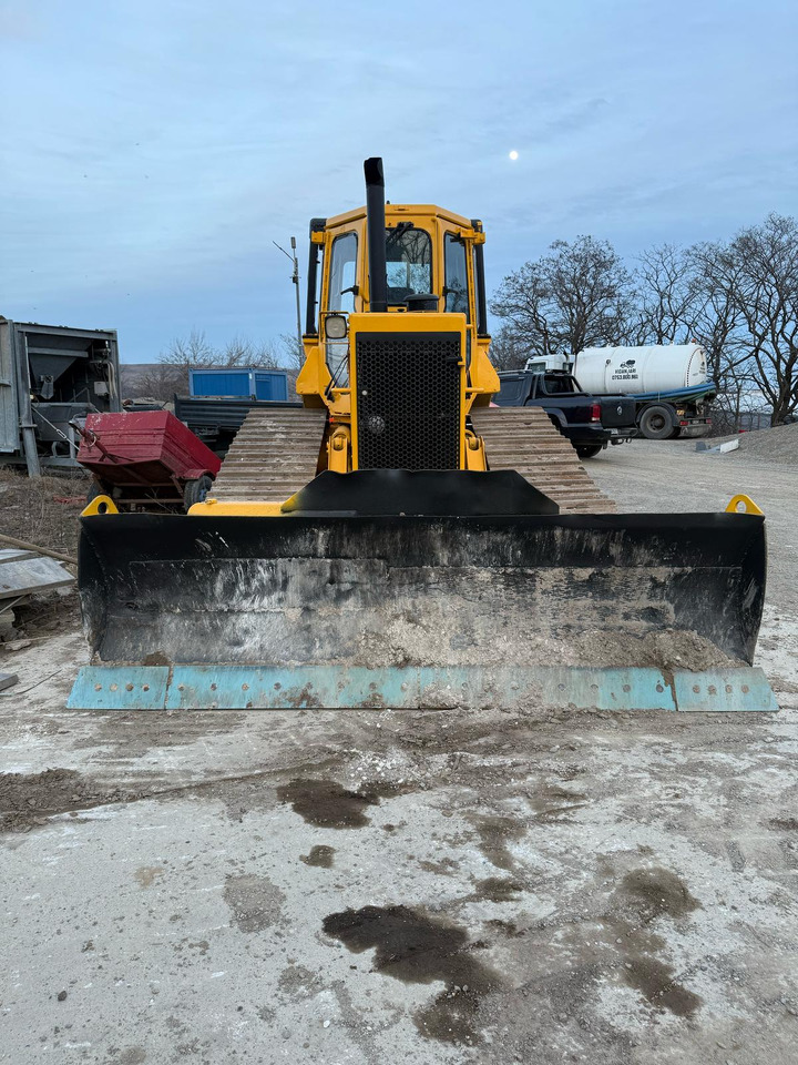 CATERPILLAR D4H BULLDOZER - Булдожер: слика 2 CATERPILLAR D4H BULLDOZER - Булдожер: слика 2