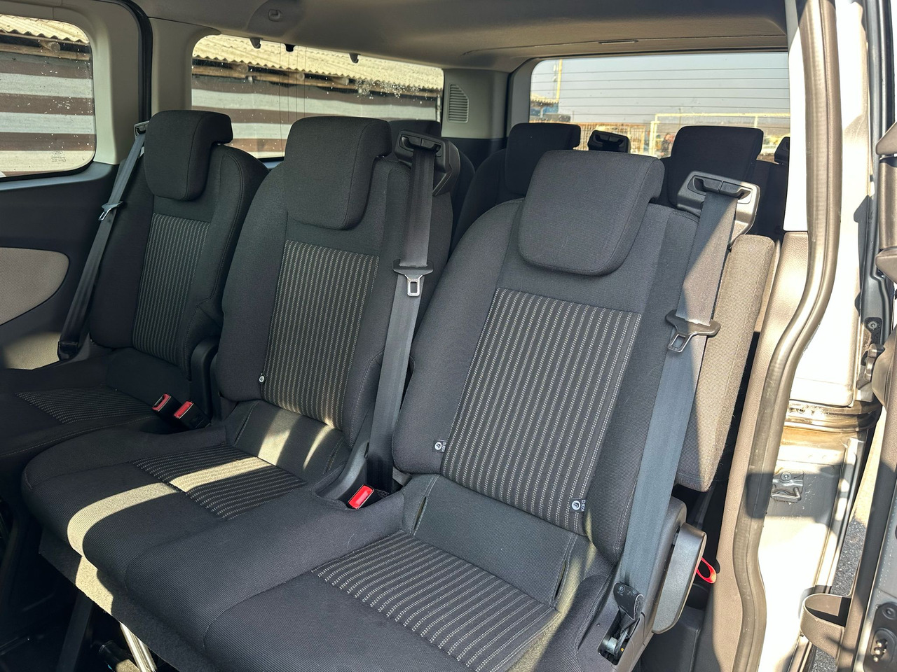 FORD TRANSIT CUSTOMS - Патничко комбе: слика 5 FORD TRANSIT CUSTOMS - Патничко комбе: слика 5