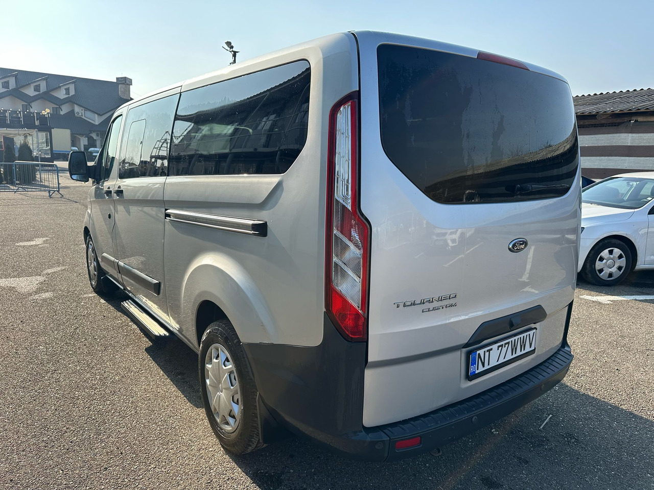 FORD TRANSIT CUSTOMS - Патничко комбе: слика 4 FORD TRANSIT CUSTOMS - Патничко комбе: слика 4