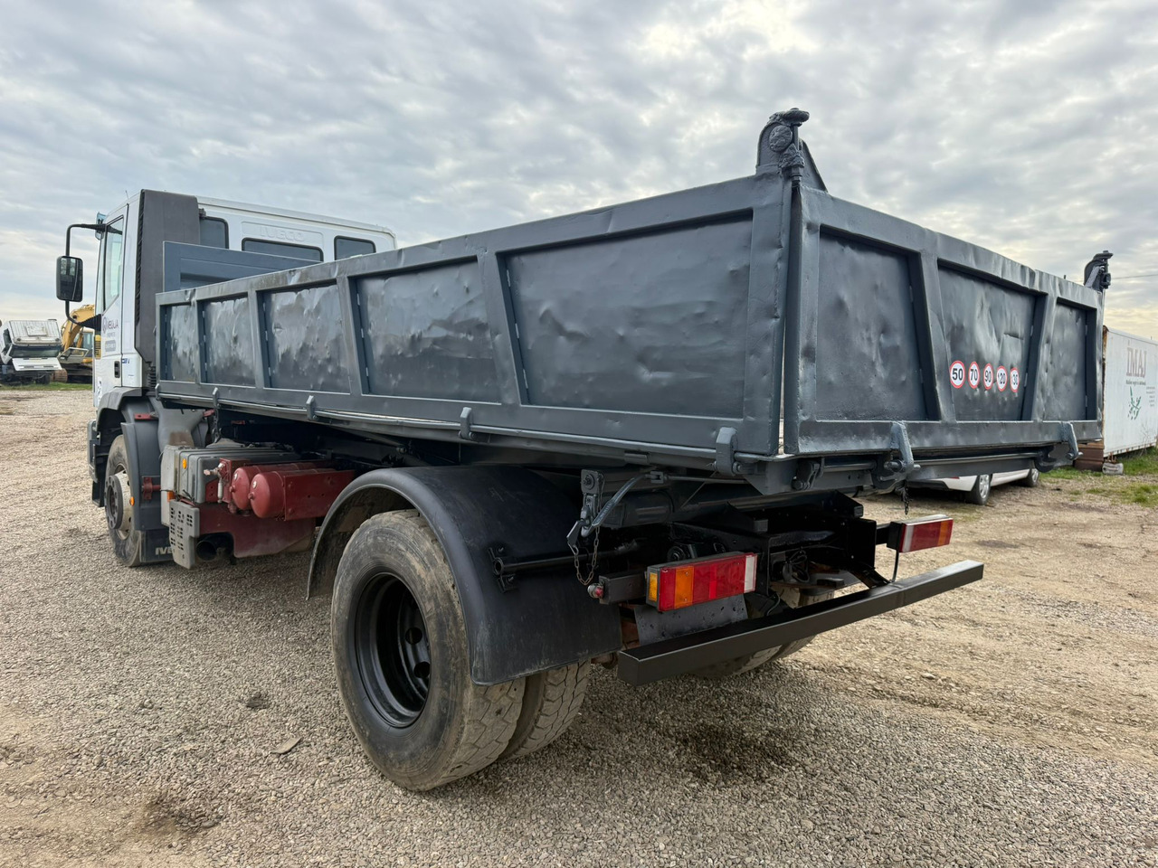 IVECO EUROTRAKKER TIPPER - Кипер: слика 4 IVECO EUROTRAKKER TIPPER - Кипер: слика 4