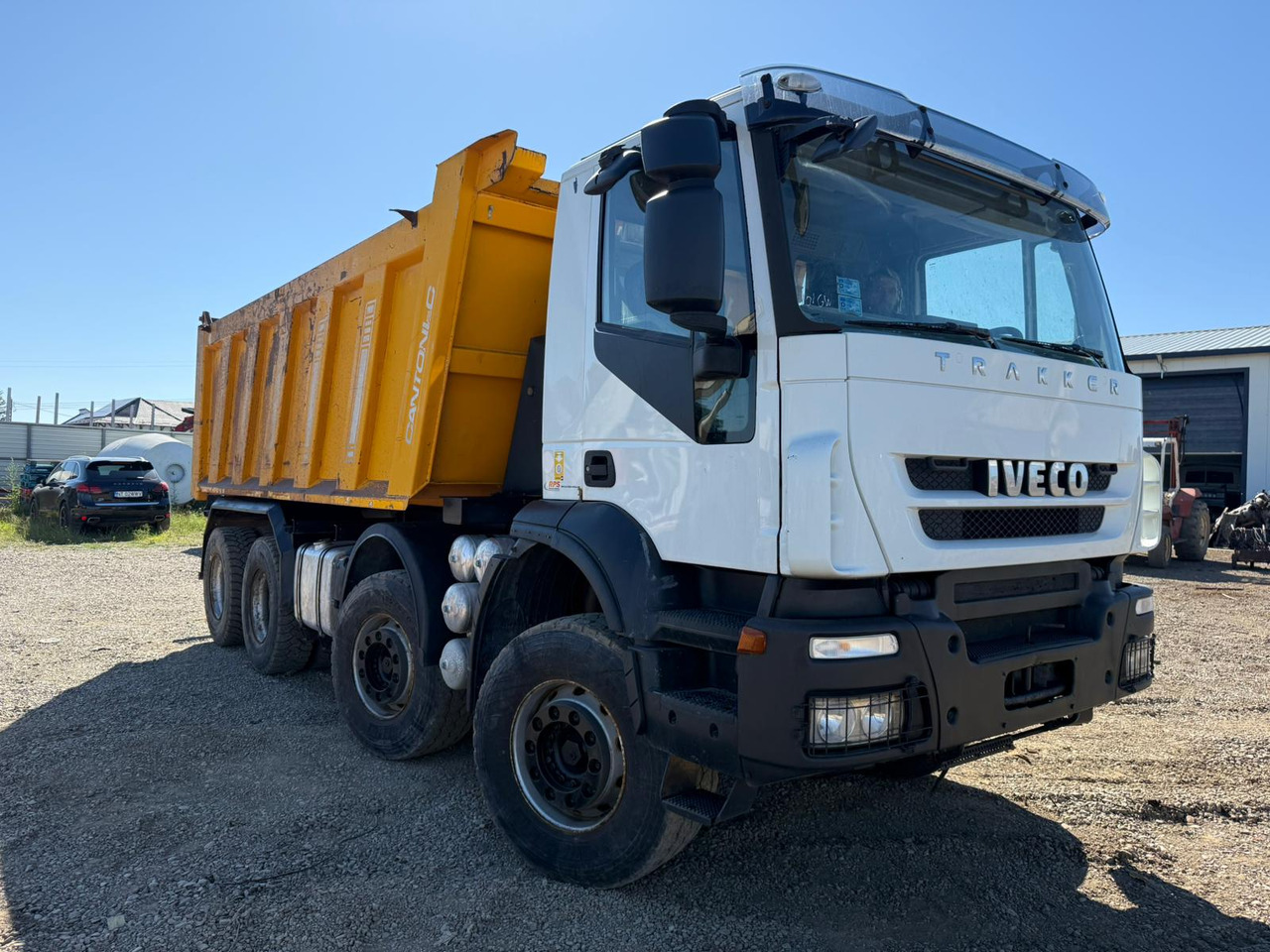 IVECO TRAKKER TIPPER - Кипер: слика 1 IVECO TRAKKER TIPPER - Кипер: слика 1