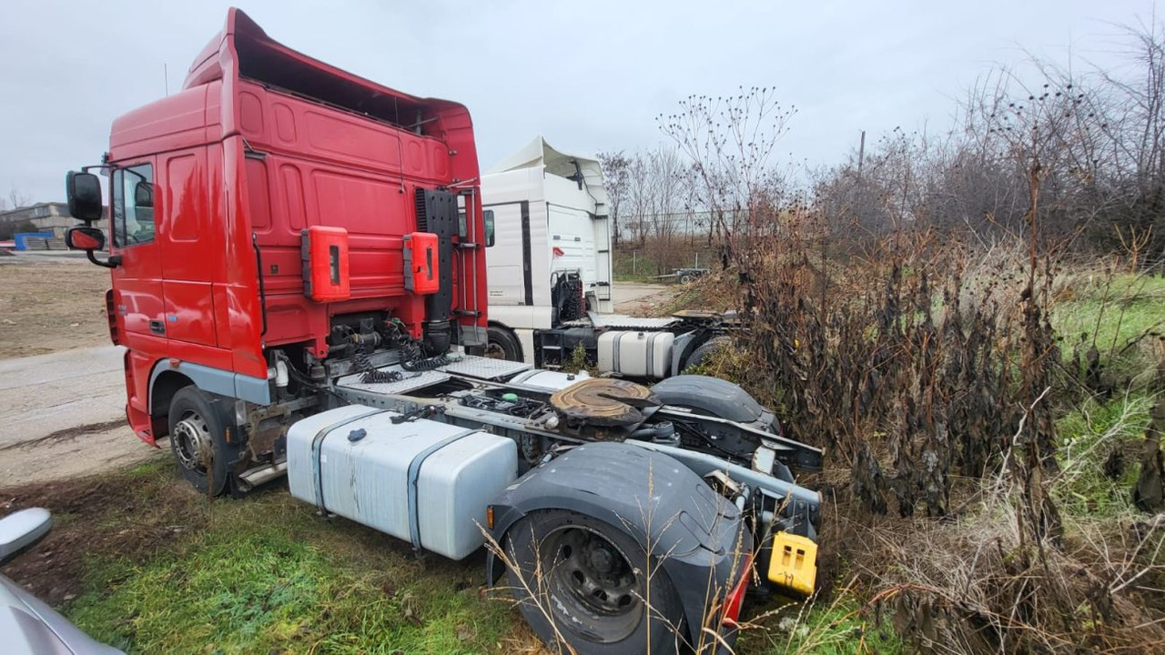 DAF XF 105.460 Automat - Камион влекач: слика 5 DAF XF 105.460 Automat - Камион влекач: слика 5