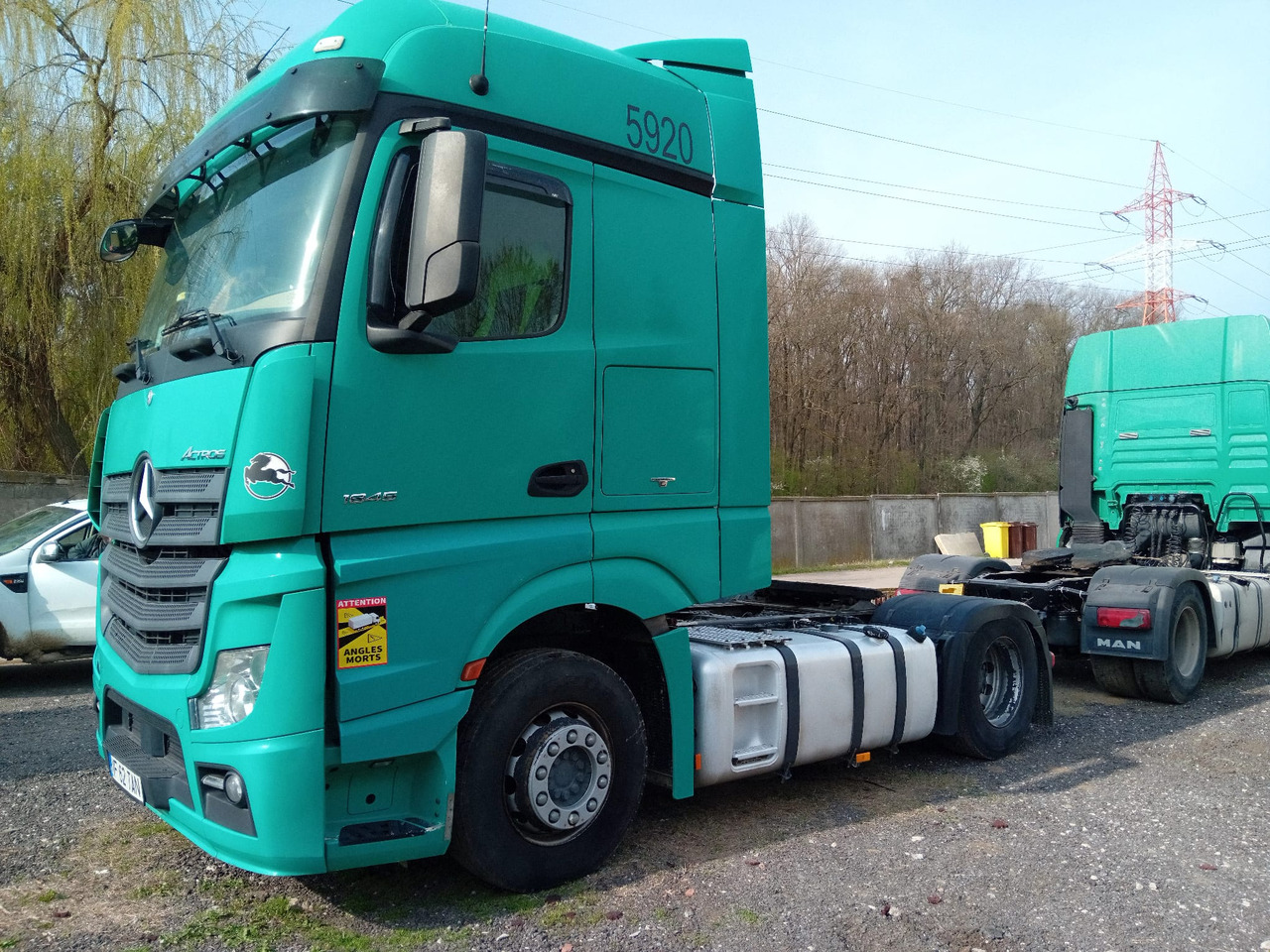Mercedes-Benz Actros 18.45 - Камион влекач: слика 2 Mercedes-Benz Actros 18.45 - Камион влекач: слика 2