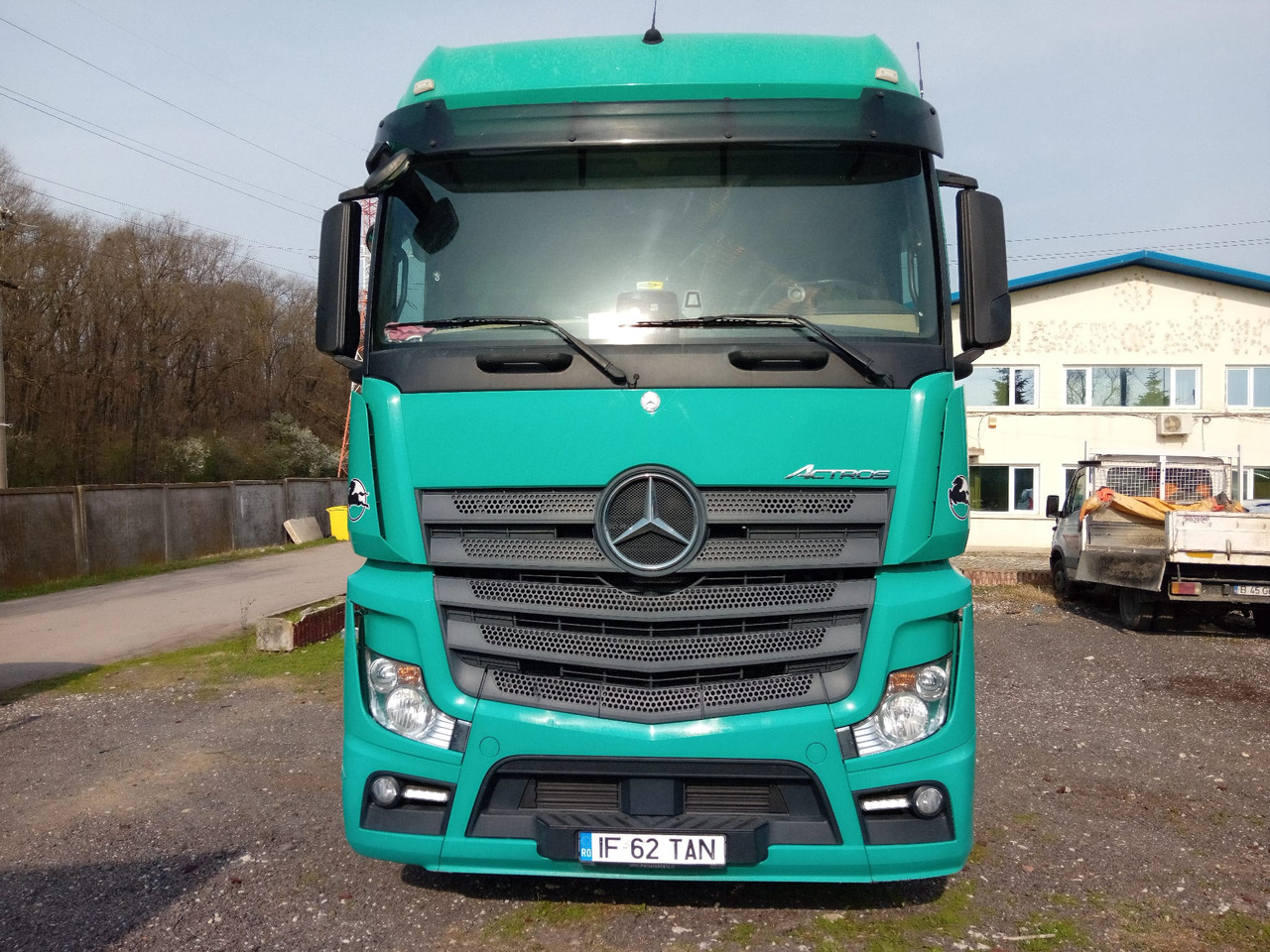 Mercedes-Benz Actros 18.45 - Камион влекач: слика 3 Mercedes-Benz Actros 18.45 - Камион влекач: слика 3