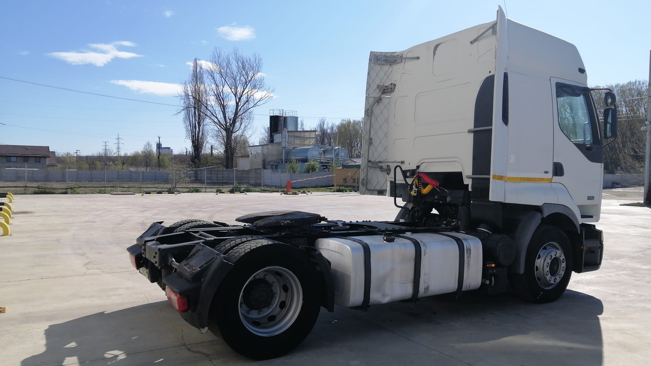 Renault Premium 420 DCI Standard Tractor, Manual ZF - Камион влекач: слика 3 Renault Premium 420 DCI Standard Tractor, Manual ZF - Камион влекач: слика 3