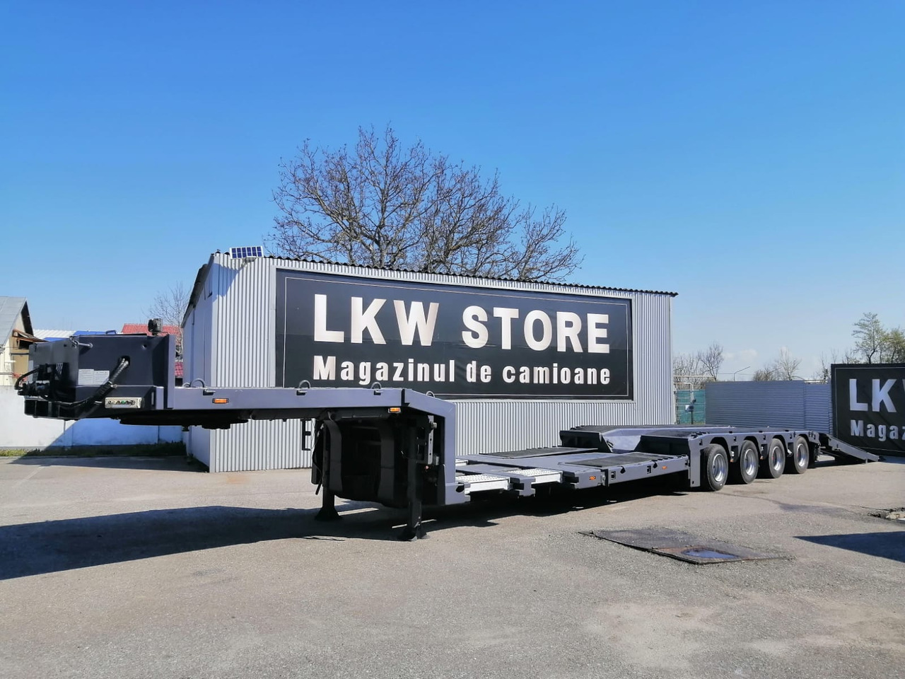 Langendorf Trailer-Tiefbett, 4 Axe, 59 to, extension, TOP !!! - Полуприколка за низок утовар: слика 1 Langendorf Trailer-Tiefbett, 4 Axe, 59 to, extension, TOP !!! - Полуприколка за низок утовар: слика 1