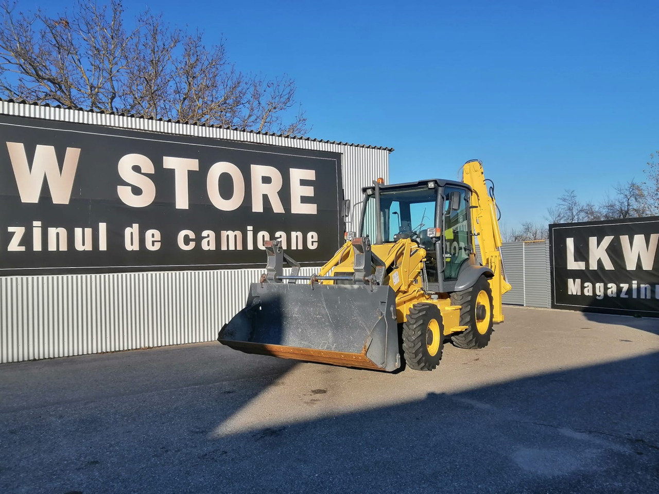 LiuGong CLG777A Backhoe Loader 4×4 - Ровокопач: слика 1 LiuGong CLG777A Backhoe Loader 4×4 - Ровокопач: слика 1