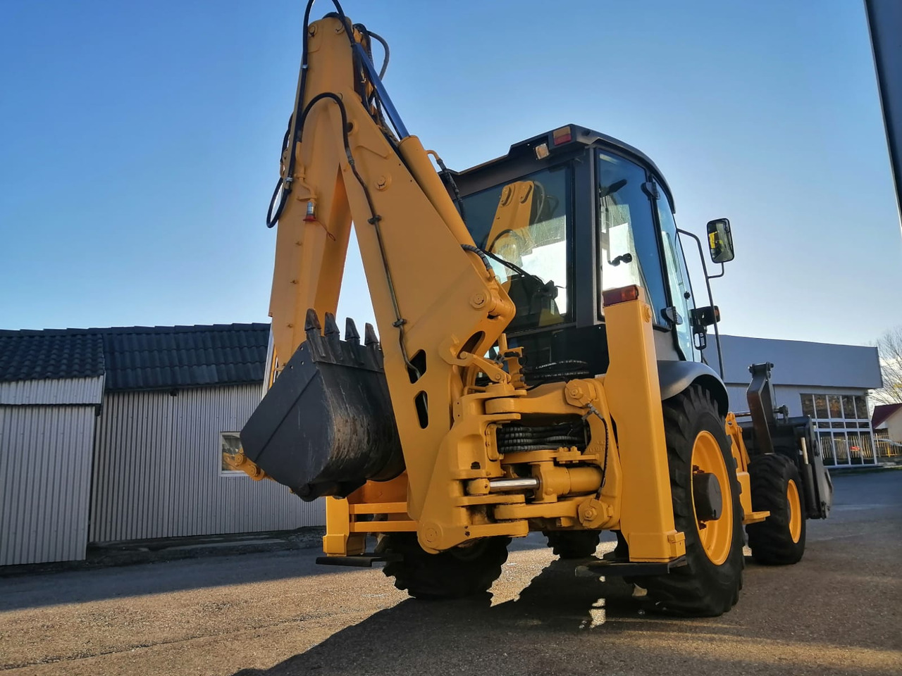 LiuGong CLG777A Backhoe Loader 4×4(copy) - Ровокопач: слика 3 LiuGong CLG777A Backhoe Loader 4×4(copy) - Ровокопач: слика 3