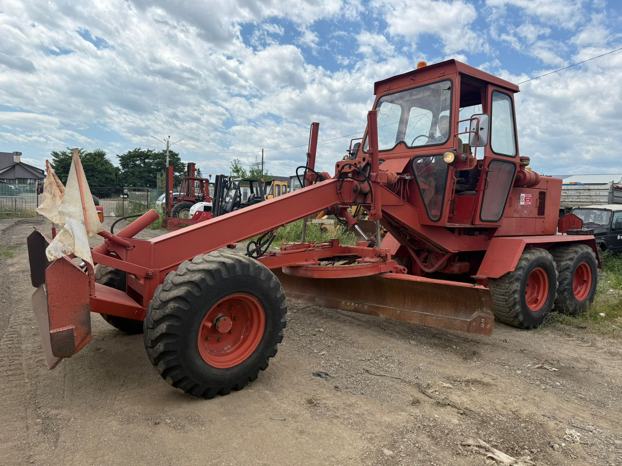 O&K G8 Motor Grader - Порамнувач: слика 1 O&K G8 Motor Grader - Порамнувач: слика 1
