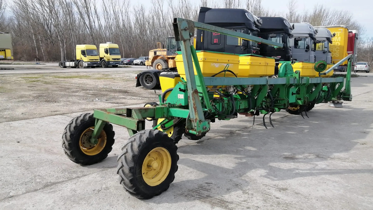 SFOGGIA GAMA PLUS 12/9m/12 Rows Seeding Machine - Прецизна машина за сеење: слика 1 SFOGGIA GAMA PLUS 12/9m/12 Rows Seeding Machine - Прецизна машина за сеење: слика 1