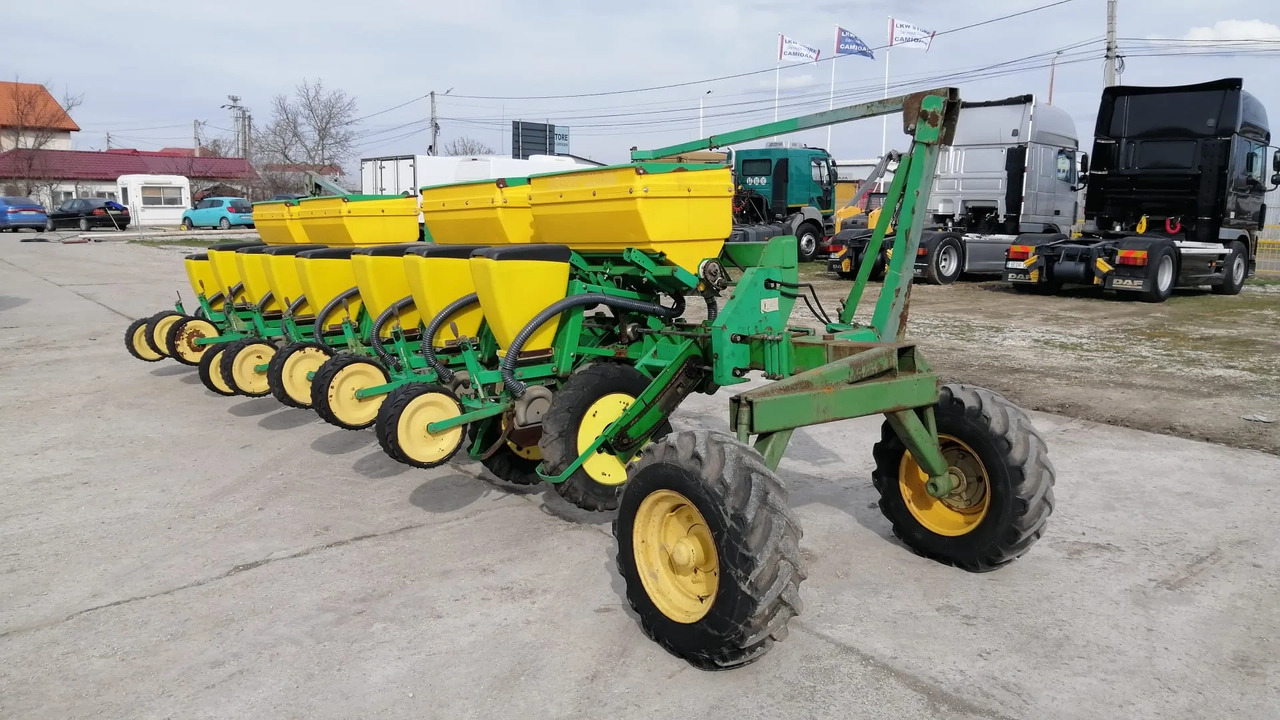 SFOGGIA GAMA PLUS 12/9m/12 Rows Seeding Machine - Прецизна машина за сеење: слика 5 SFOGGIA GAMA PLUS 12/9m/12 Rows Seeding Machine - Прецизна машина за сеење: слика 5