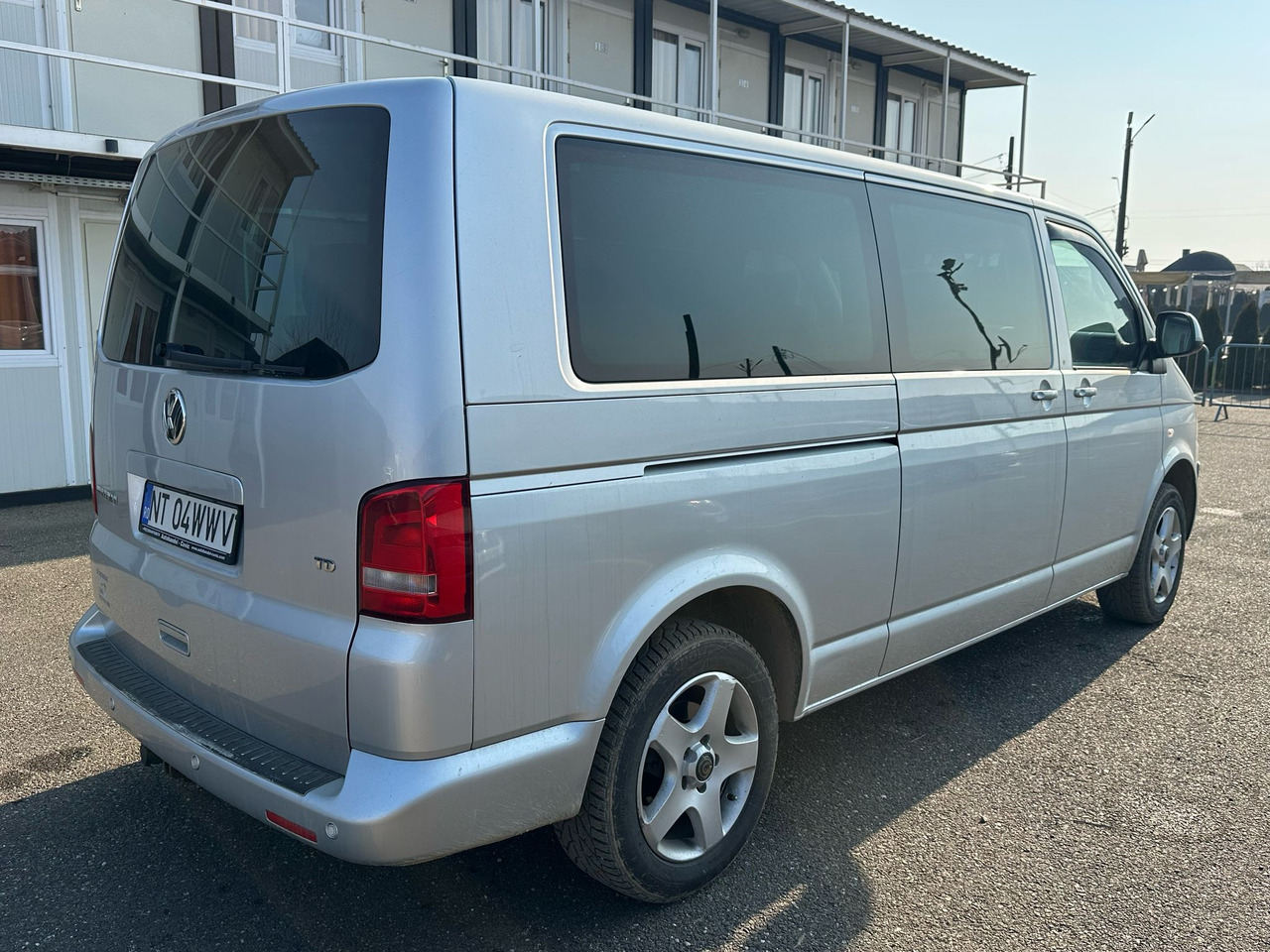 VOLKSWAGEN MULTIVAN - Минибус, Патничко комбе: слика 3 VOLKSWAGEN MULTIVAN - Минибус, Патничко комбе: слика 3
