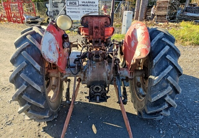 Massey Ferguson 35 - rekisterissä - KATSO VIDEO - Трактор: слика 4 Massey Ferguson 35 - rekisterissä - KATSO VIDEO - Трактор: слика 4