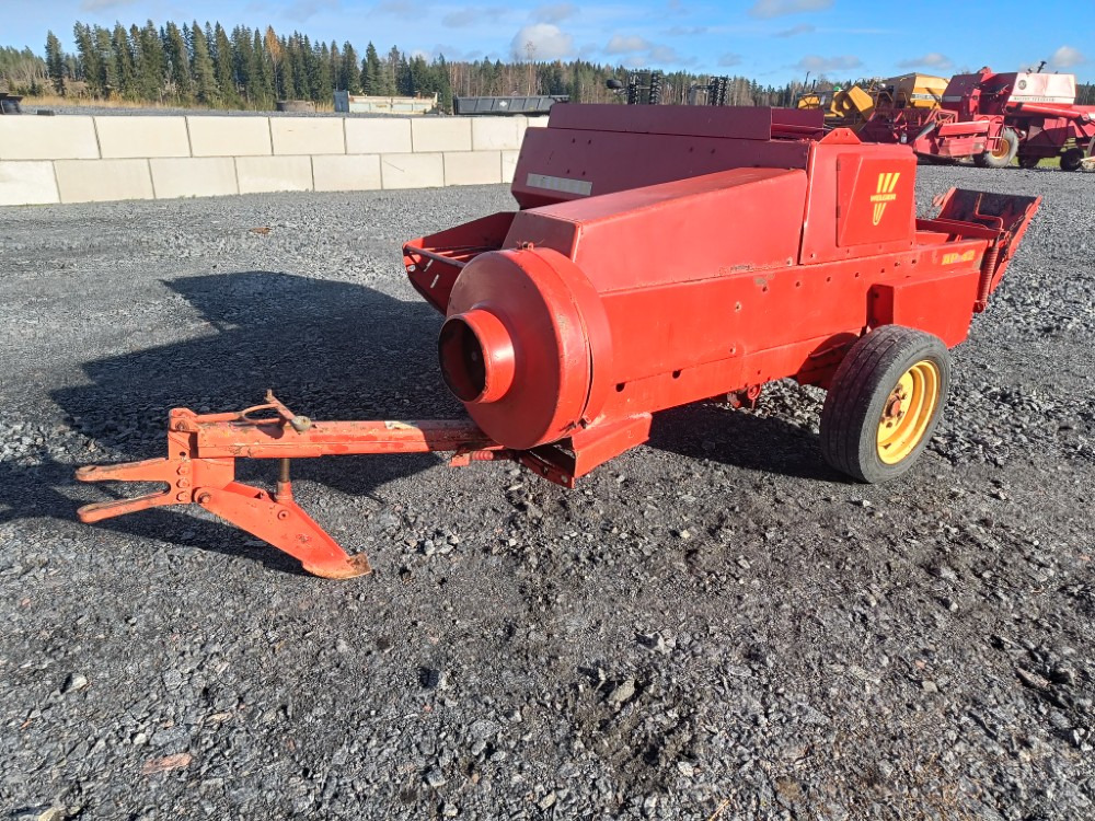 WELGER AP42 - Балирка за квадратни бали: слика 1 WELGER AP42 - Балирка за квадратни бали: слика 1