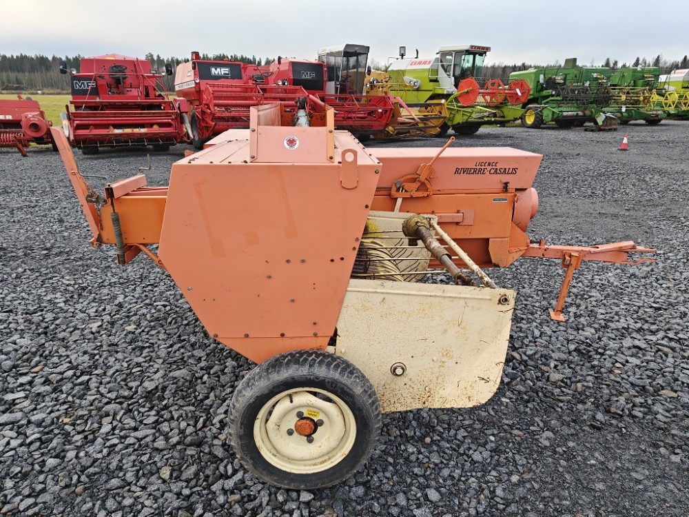 Wärtsilä Rivierra Casalis PHP150 - Балирка за квадратни бали: слика 2 Wärtsilä Rivierra Casalis PHP150 - Балирка за квадратни бали: слика 2