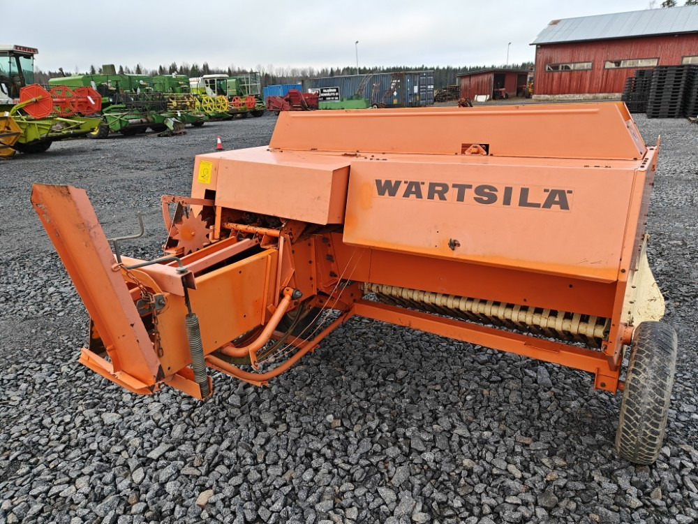 Wärtsilä Rivierra Casalis PHP150 - Балирка за квадратни бали: слика 3 Wärtsilä Rivierra Casalis PHP150 - Балирка за квадратни бали: слика 3