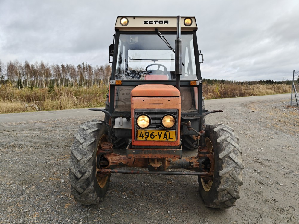 ZETOR 7245 - 4WD - Трактор: слика 5 ZETOR 7245 - 4WD - Трактор: слика 5