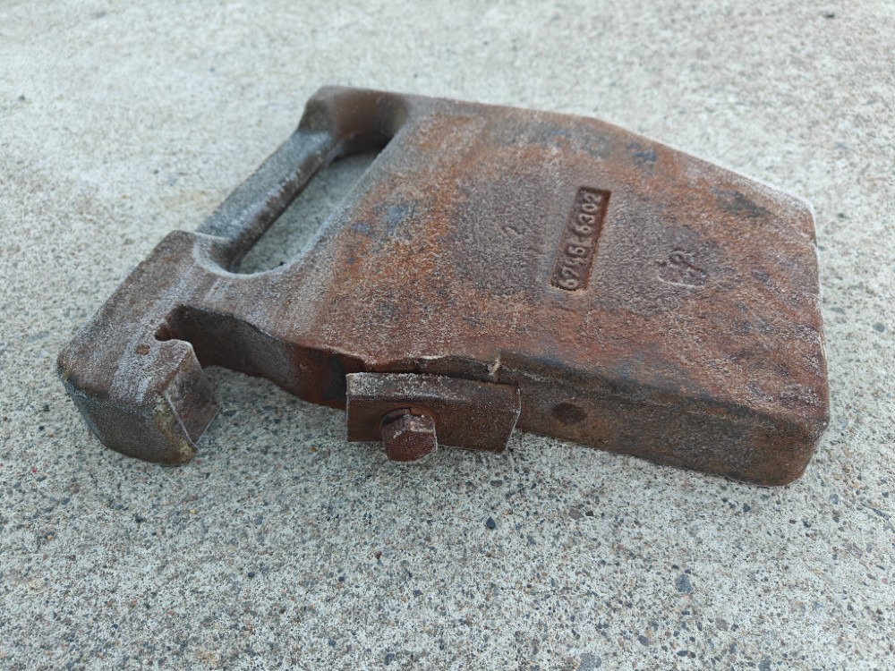 ZETOR Etupainosarja 8kpl - Земјоделска машина: слика 5 ZETOR Etupainosarja 8kpl - Земјоделска машина: слика 5