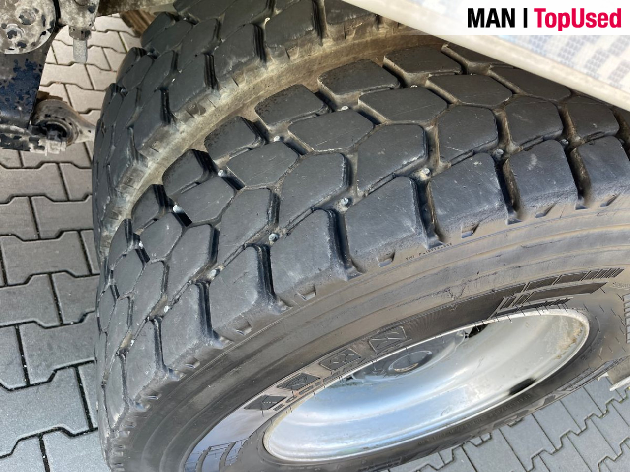 MAN TGS 32.400 8x4 BB CH - Камион миксер за бетон: слика 5 MAN TGS 32.400 8x4 BB CH - Камион миксер за бетон: слика 5