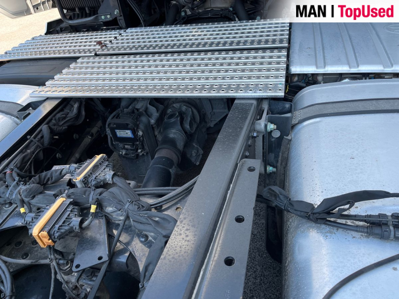 MAN TGX 18.470 4x2 BL SA Euro6 Retarder Klima ZV - Камион влекач: слика 4 MAN TGX 18.470 4x2 BL SA Euro6 Retarder Klima ZV - Камион влекач: слика 4