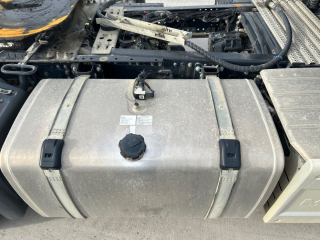 MAN TGX 18.470 4x2 BL SA hydraulika - Камион влекач: слика 4 MAN TGX 18.470 4x2 BL SA hydraulika - Камион влекач: слика 4