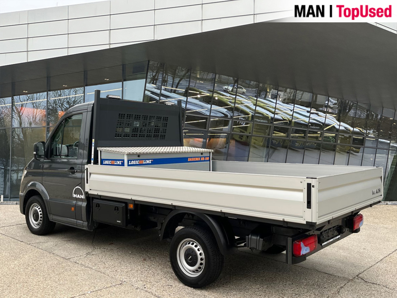 MAN TGE 3.140 4X2F SB, Automatic, Flat bed Klima ZV - Комбе со отворен сандак: слика 2 MAN TGE 3.140 4X2F SB, Automatic, Flat bed Klima ZV - Комбе со отворен сандак: слика 2