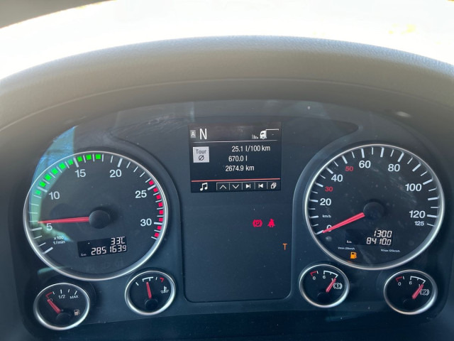 MAN TGX 26.470 6X2-4 BL tandem - Камион со церада: слика 5 MAN TGX 26.470 6X2-4 BL tandem - Камион со церада: слика 5