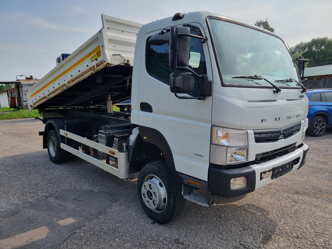 FUSO Canter 6C18 4x4 3 way tipper (only 35tkm) - Кипер: слика 3 FUSO Canter 6C18 4x4 3 way tipper (only 35tkm) - Кипер: слика 3
