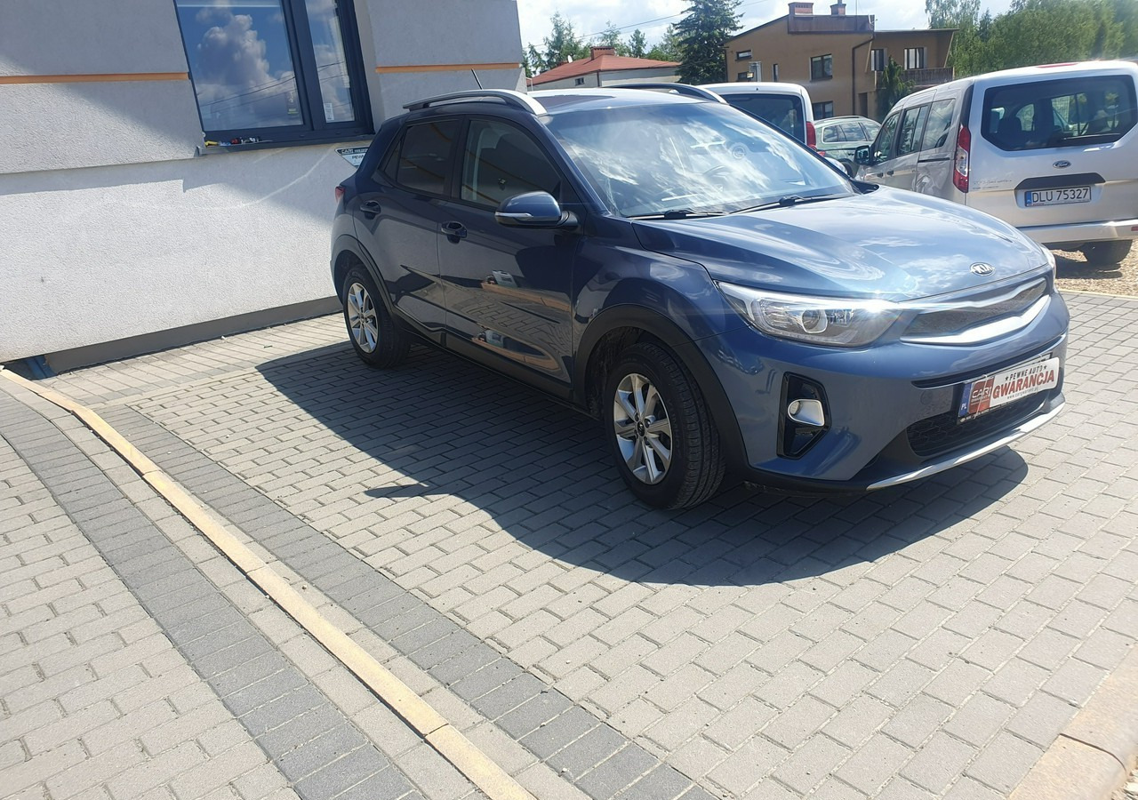 Kia Stonic bogate wyposażenie * - Автомобил: слика 4 Kia Stonic bogate wyposażenie * - Автомобил: слика 4