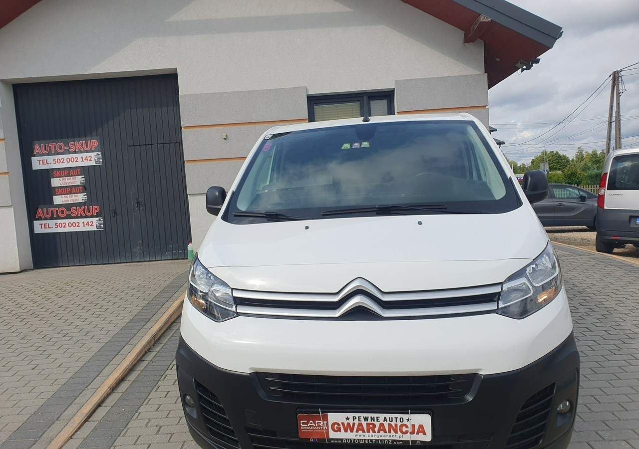 Opel Vivaro 2,0 Diesel | L3 H1 | Stan bdb *Long* - Товарно комбе: слика 2 Opel Vivaro 2,0 Diesel | L3 H1 | Stan bdb *Long* - Товарно комбе: слика 2