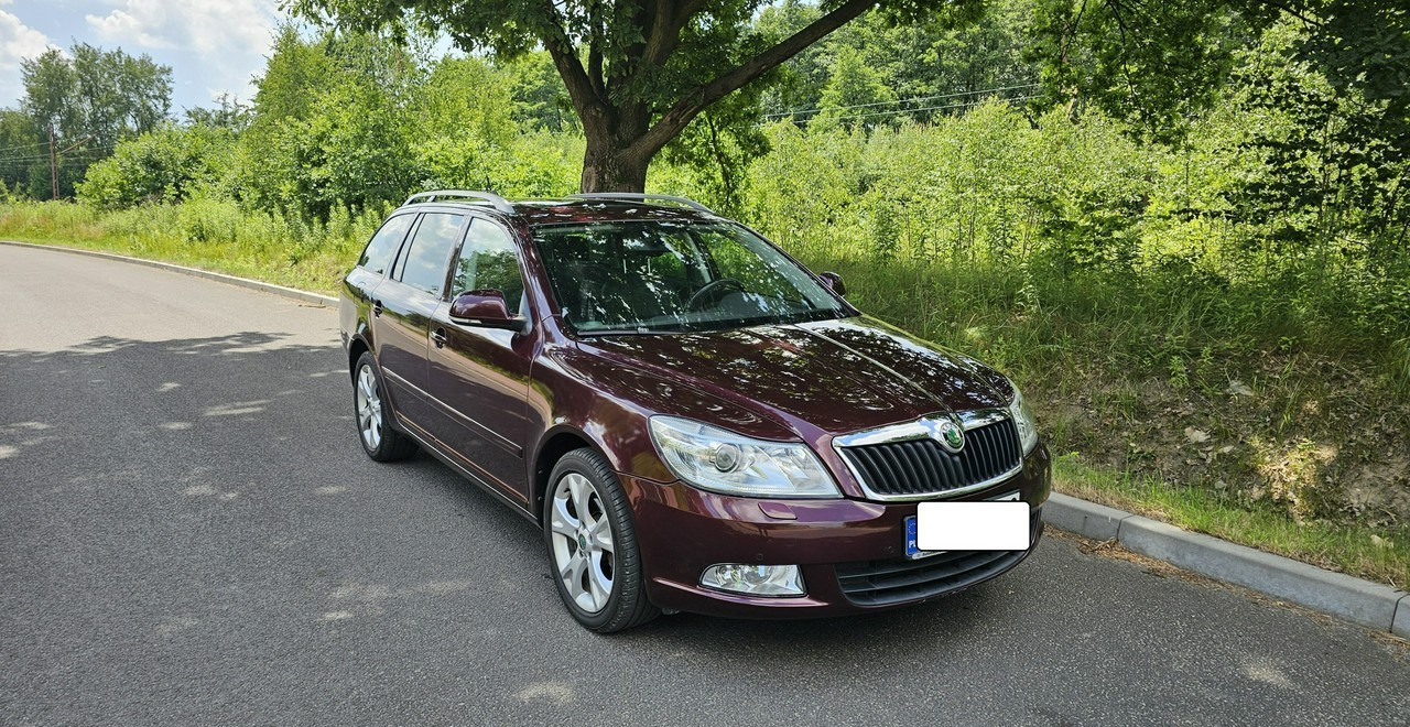 Skoda Octavia II bogate wyposażenie *niski przebieg*FV vat 23%* - Автомобил: слика 3 Skoda Octavia II bogate wyposażenie *niski przebieg*FV vat 23%* - Автомобил: слика 3