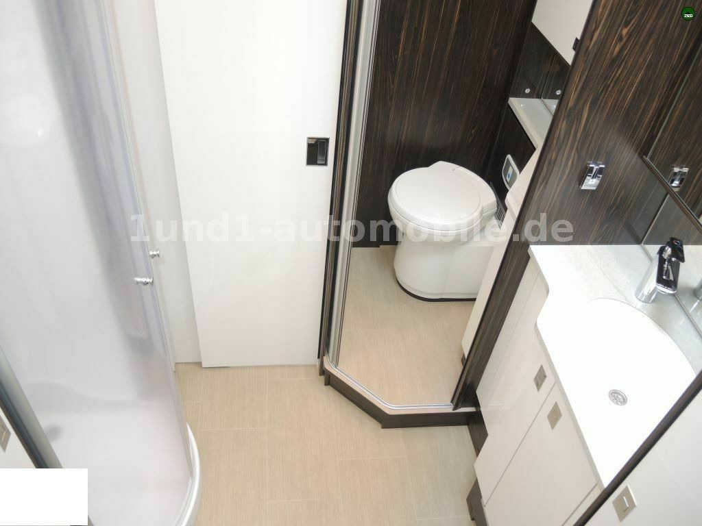 Интегриран кампер Bürstner Elegance I 910 G Solar/AHK/RFK/Alde/TwinSat/2xTV/Vollausstattung Elegance I 910 G Solar/AHK/RFK/Alde/TwinSat/2xTV/Vollausstattung: слика 10