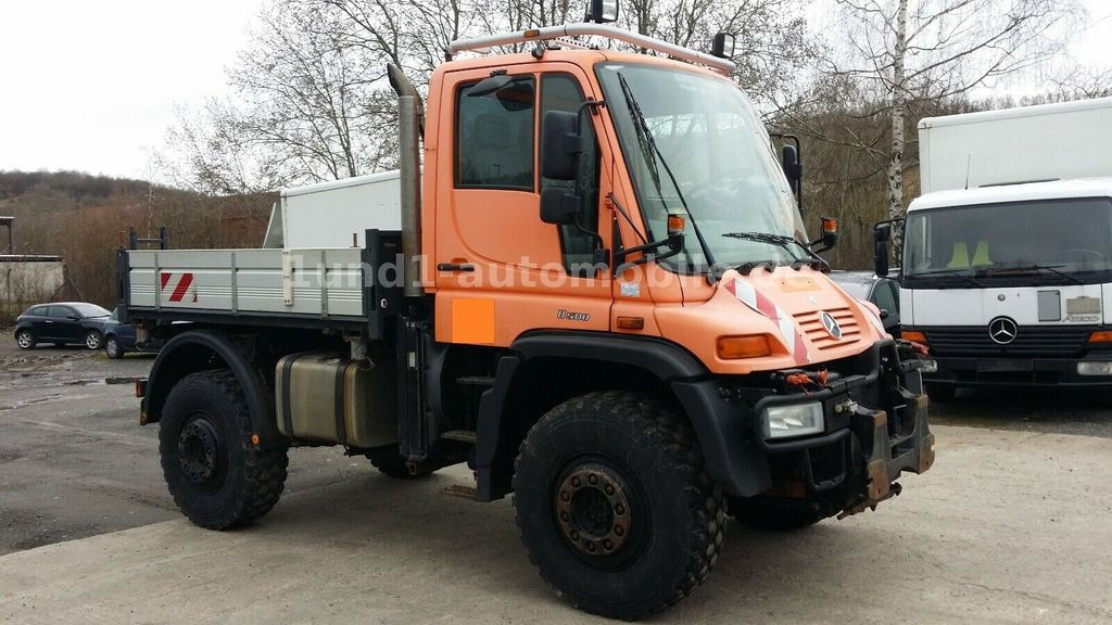 Mercedes-Benz Unimog U 500 Kipper Kommunalhydraulik U 300 400 U 500 Kipper Kommunalhydraulik U 300 400 - Комунално/ Специјално возило: слика 1 Mercedes-Benz Unimog U 500 Kipper Kommunalhydraulik U 300 400 U 500 Kipper Kommunalhydraulik U 300 400 - Комунално/ Специјално возило: слика 1