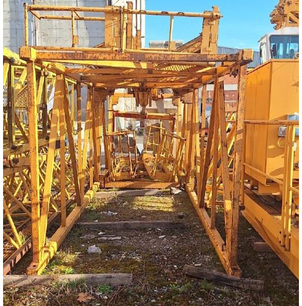 Liebherr 120HC climbing cage - Кулски кран: слика 1 Liebherr 120HC climbing cage - Кулски кран: слика 1