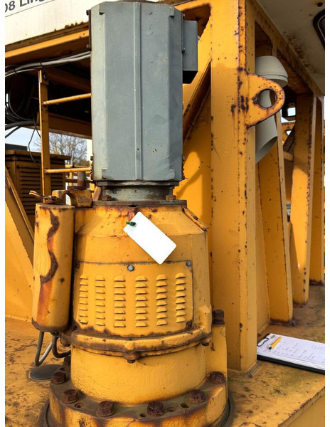 Liebherr 140EC-H6 - Кулски кран: слика 3 Liebherr 140EC-H6 - Кулски кран: слика 3