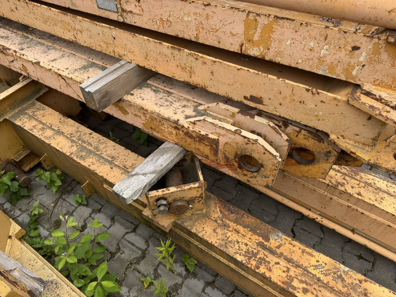 Liebherr 185/200HC Undercarriage 6x6 + 2x A block - Кулски кран: слика 4 Liebherr 185/200HC Undercarriage 6x6 + 2x A block - Кулски кран: слика 4