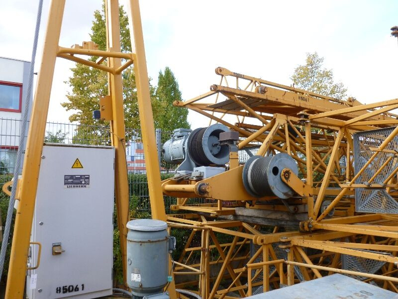 Liebherr 30LC - Кулски кран: слика 1 Liebherr 30LC - Кулски кран: слика 1